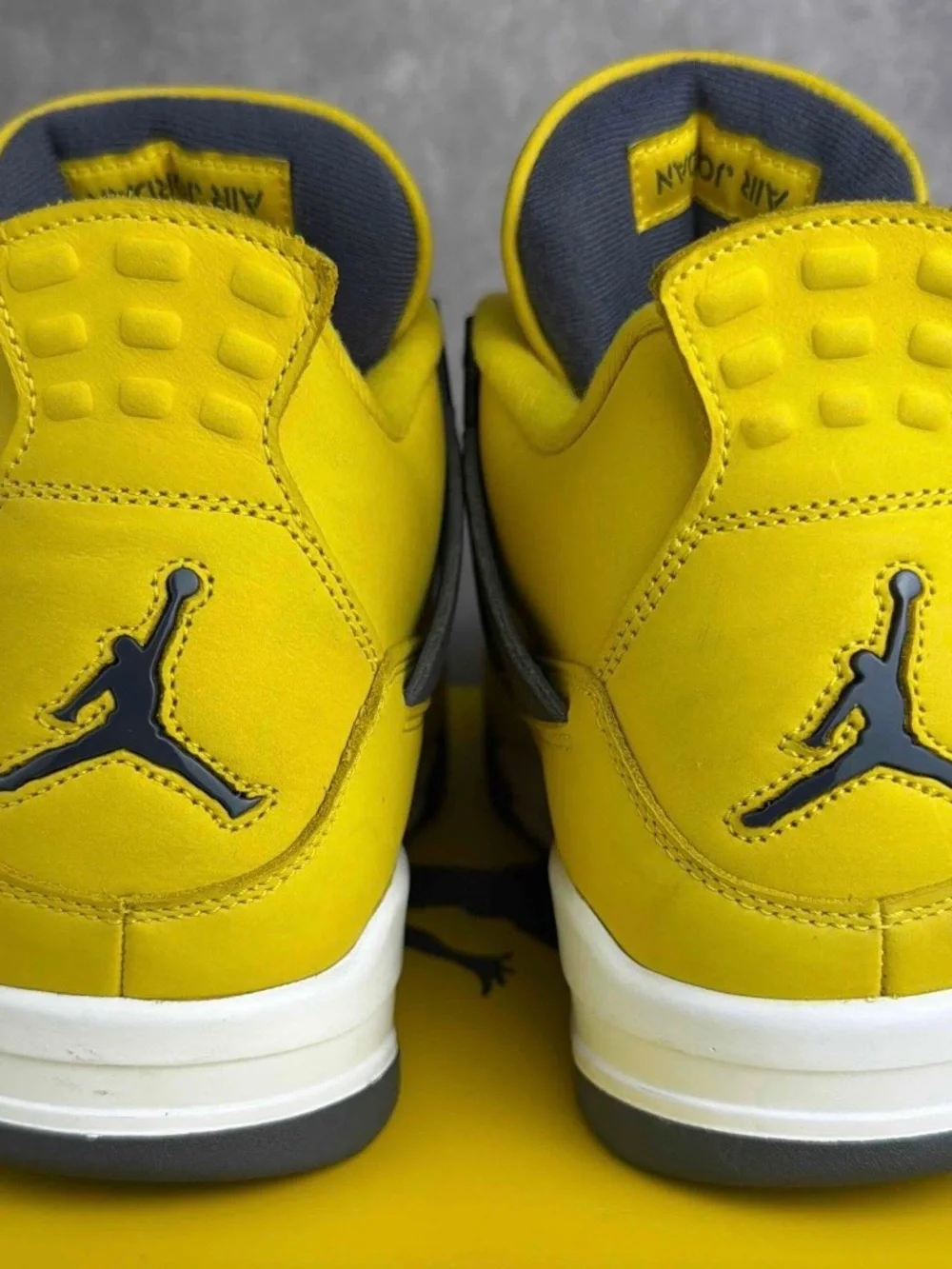 Air Jordan 4 Retro Lightning 2021 Size 13 CT8527-700 Yellow Men’s Shoes OG Rare